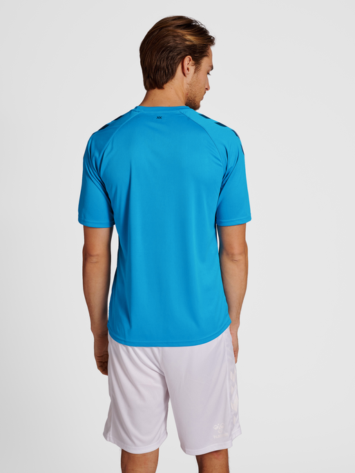 hmlCORE XK CORE POLY T-SHIRT S/S, BLUE DANUBE, model