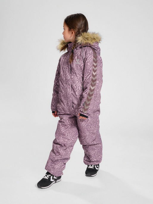 hmlICY TEX SNOWSUIT, QUAIL, model