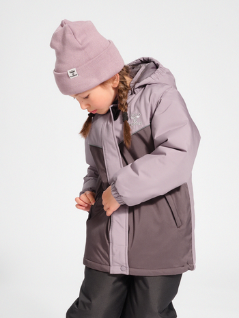 hmlJOSSE TEX JACKET, SPARROW, model