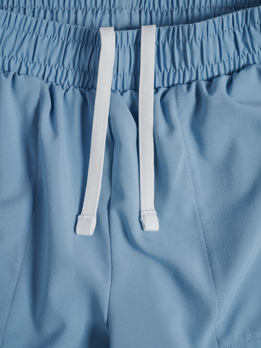 hmlJR PULSE WORKOUT SHORTS, FADED DENIM, packshot