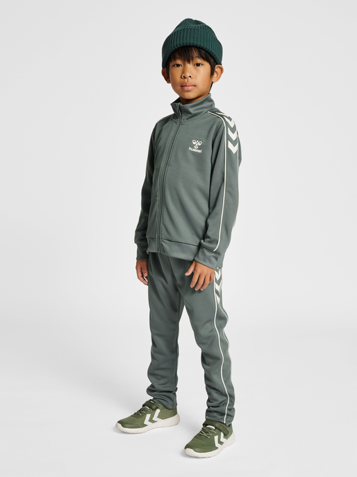 hummel TRACK TRACKSUIT - LAUREL WREATH | hummel.net