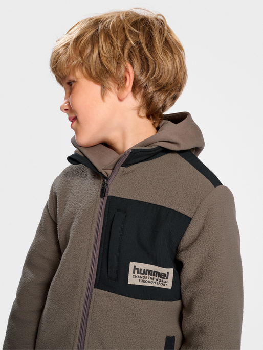 hmlDARE FLEECE JACKET, 1559, model