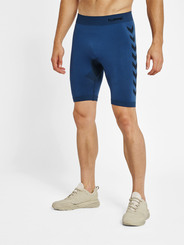 hummel TE TOPAZ TIGHT SHORTS INSIGNIA BLUE hummel