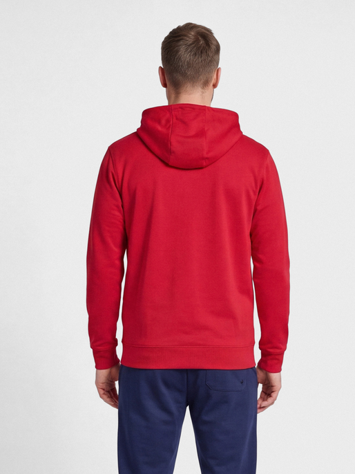 hmlGO 2.0 ZIP HOODIE, TRUE RED, model