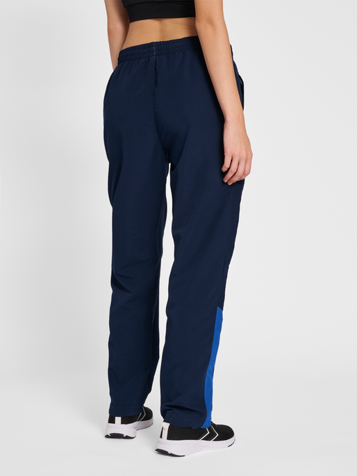 hmlPRO GRID WOVEN PANTS WO, MARITIME BLUE, model