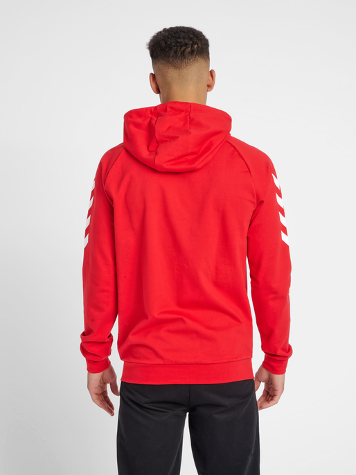 HMLGO COTTON ZIP HOODIE, TRUE RED, model