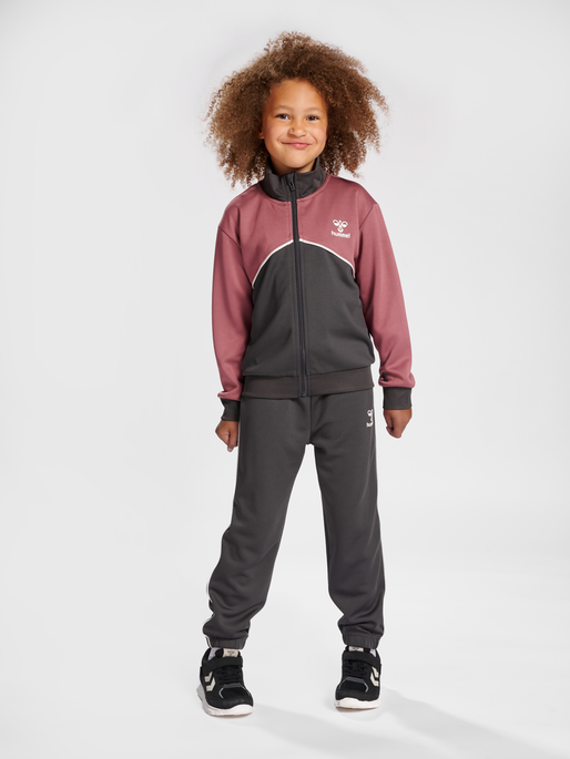 Hummel tracksuit sale