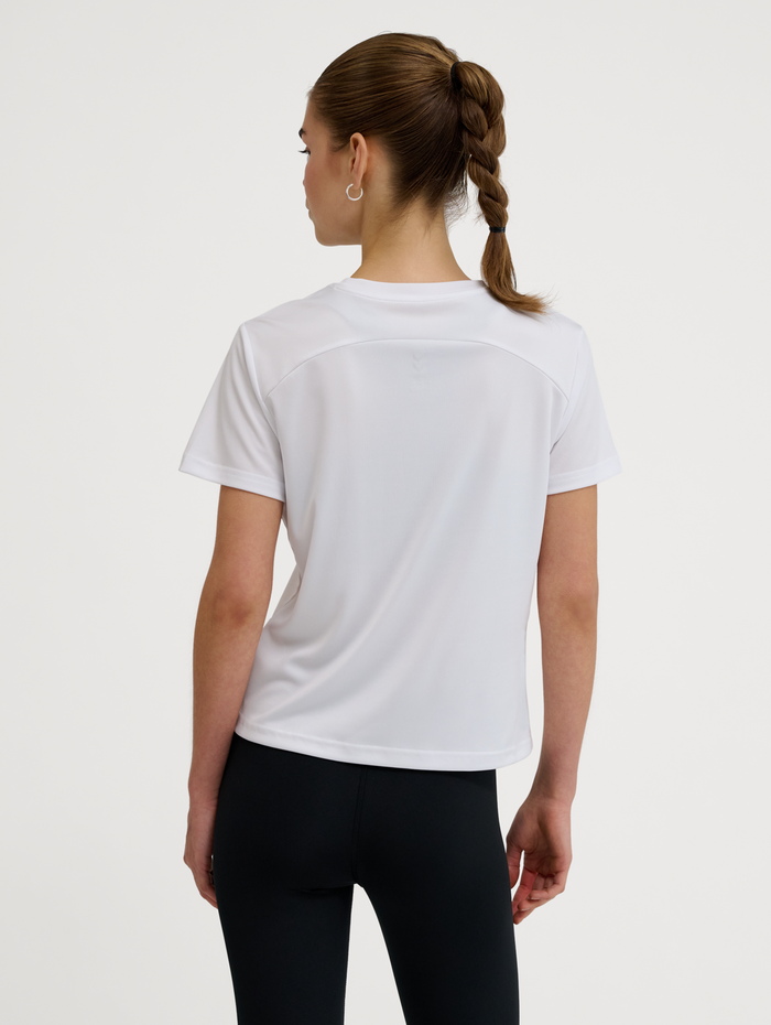 hmlPULSE TRAINING W T-SHIRT S/S, WHITE, model