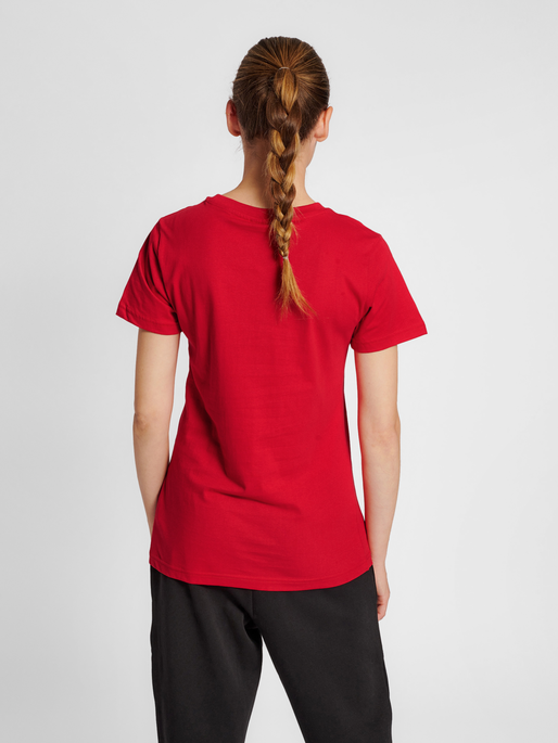 hummel RED BASIC T-SHIRT S/S WOMAN - TANGO RED