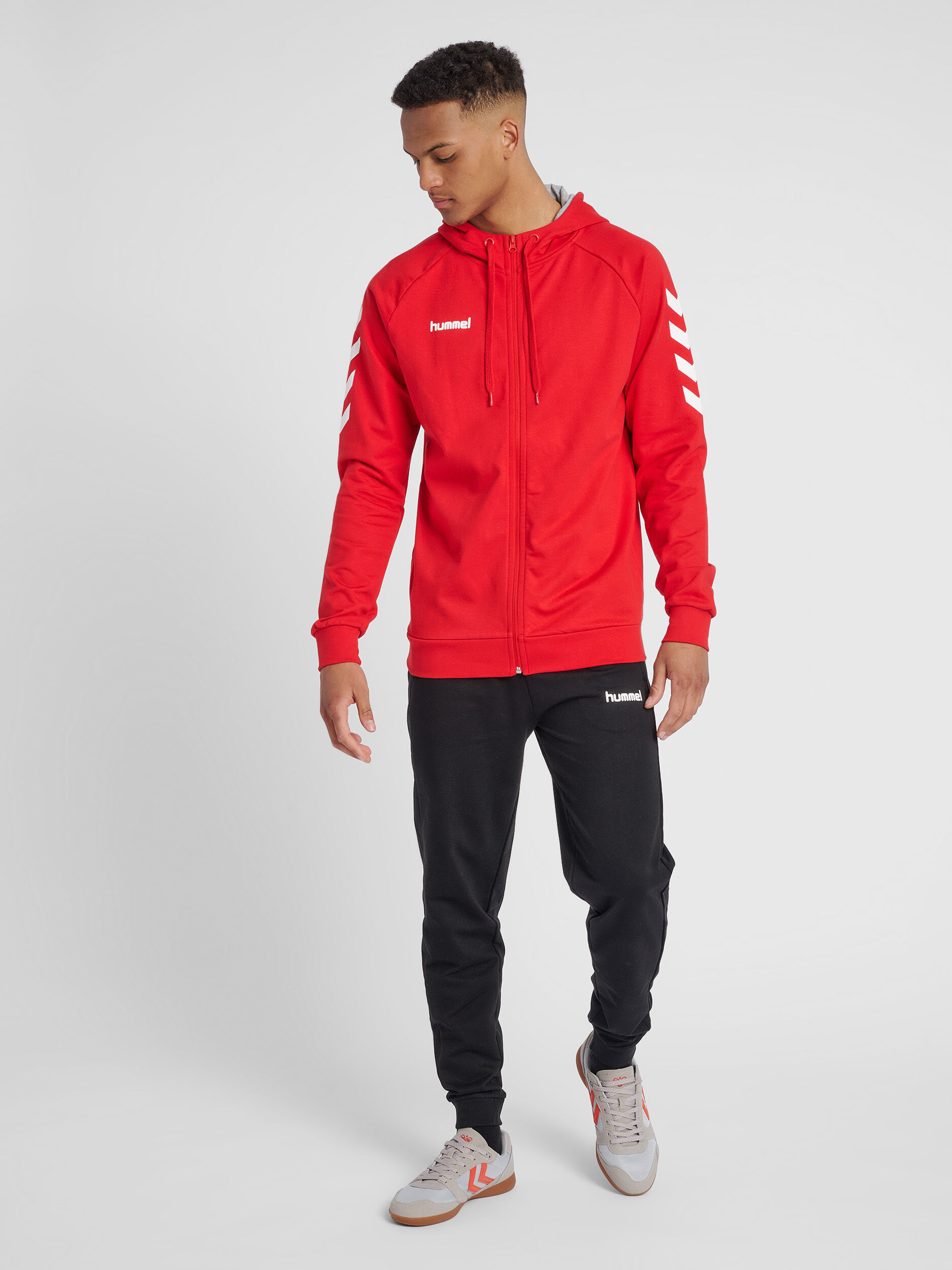 Hummel hot sale zip hoodie