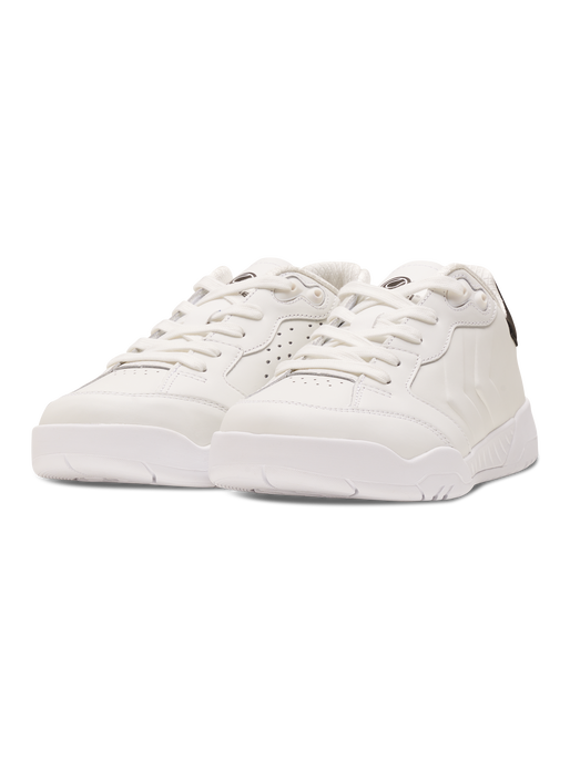 Cool white 2025 trainers 219