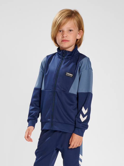 hmlMARTY ZIP JACKET, BLACK IRIS, model