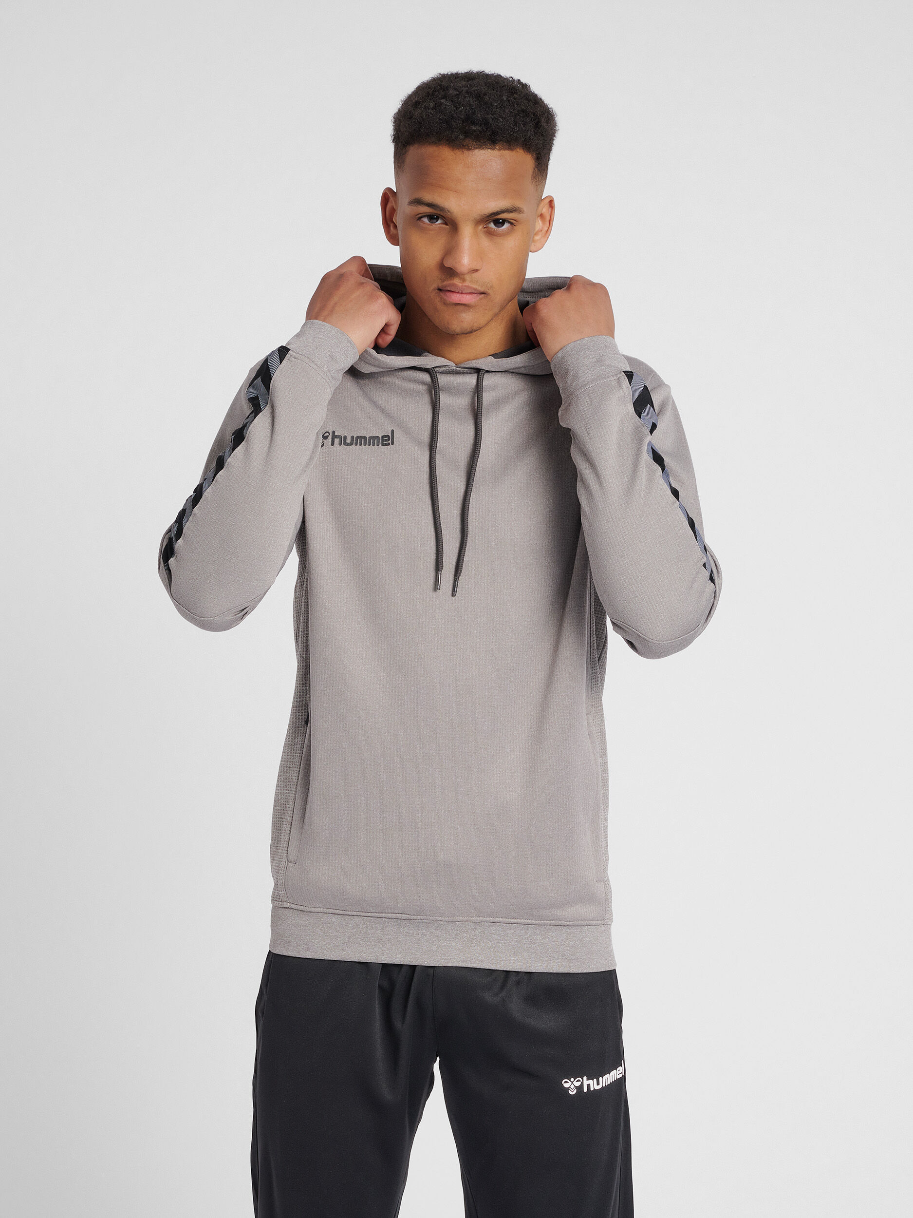 hummel AUTHENTIC POLY HOODIE GREY MELANGE hummel