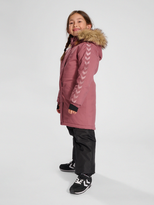 hmlLEAF TEX COAT, ROSE BROWN, model