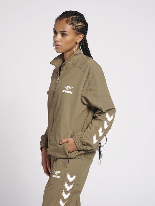 Hummel long zip jacket hotsell