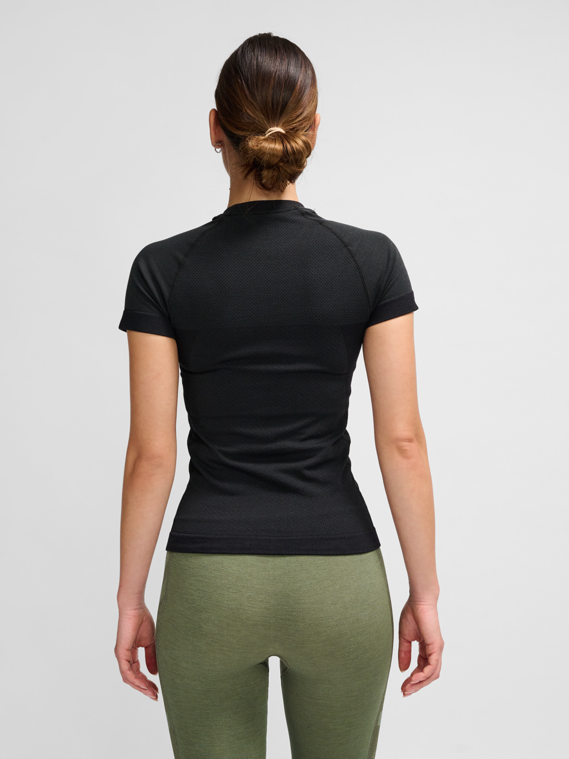 hummel CLEA SEAMLESS TIGHT T-SHIRT 
