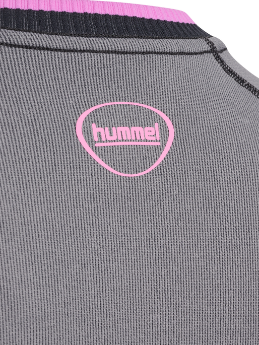hmlSEAMLESS TEE LS, OBSIDIAN hmlSEAMLESS TEE LS, OBSIDIAN, packshot