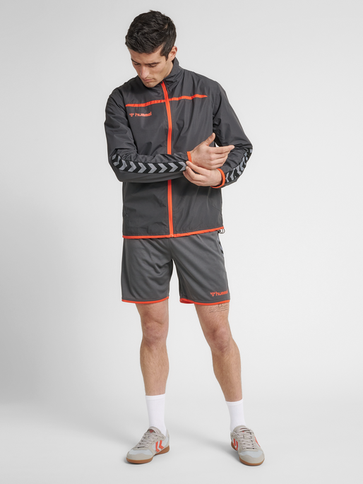 hmlAUTHENTIC TRAINING JACKET, ASPHALT, model