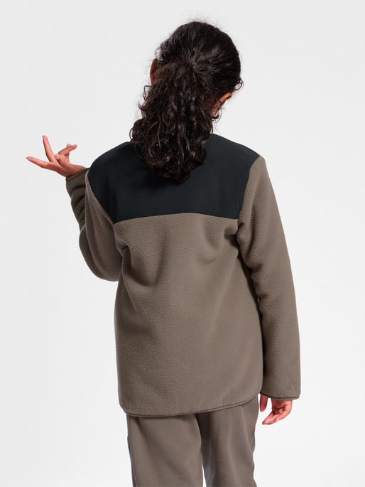 hmlDARE FLEECE JACKET, 1559, model