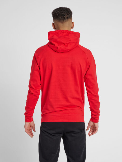 HMLGO COTTON LOGO HOODIE, TRUE RED, model