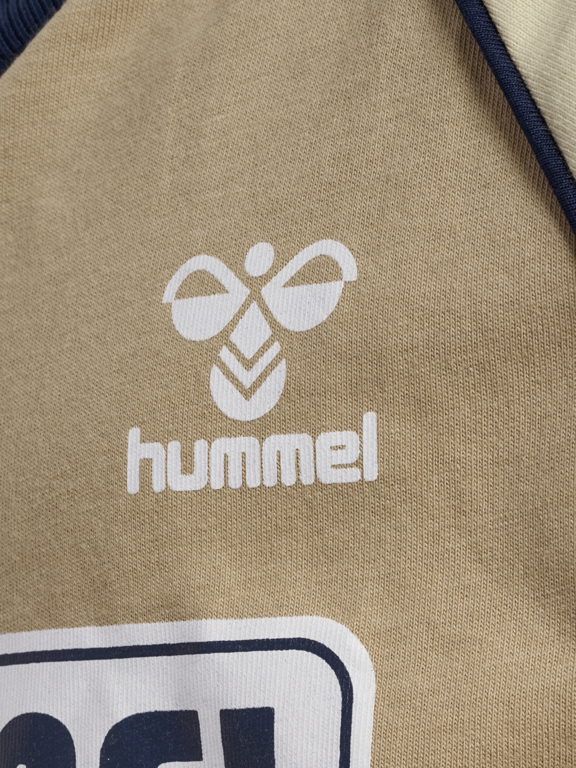 hmlROLF T-SHIRT S/S, CORNSTALK, packshot