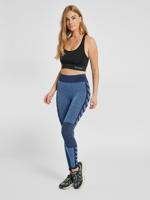 hmlCLEA SEAMLESS MID WAIST TIGHTS, GRANADA SKY/NAVY PEONY MELANGE, model