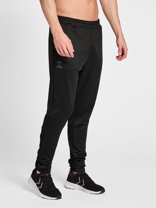 hummel Q4 POLY TRAINING PANT - BLACK | hummel.net