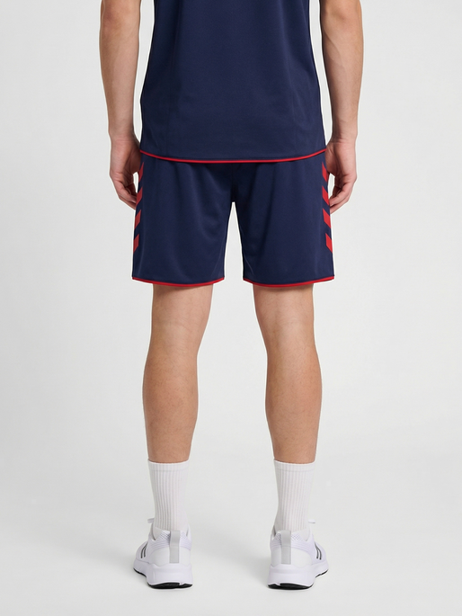 hmlCORE 2.0 SHORTS, MARINE/TRUE RED, model