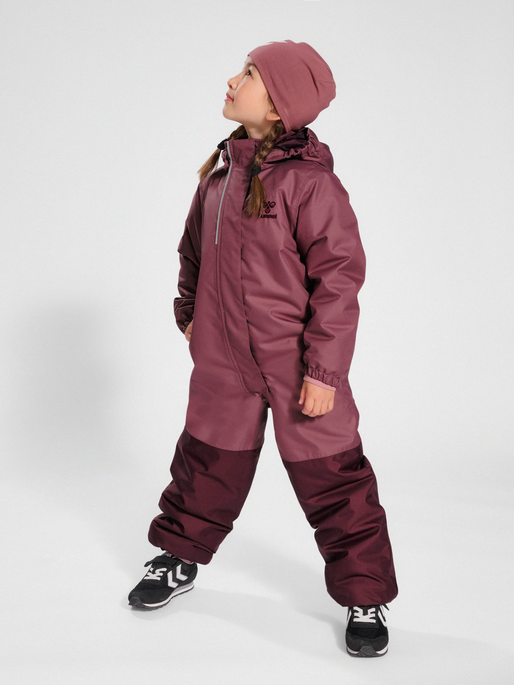 hmlGOAL TEX SNOWSUIT, ROSE BROWN, model