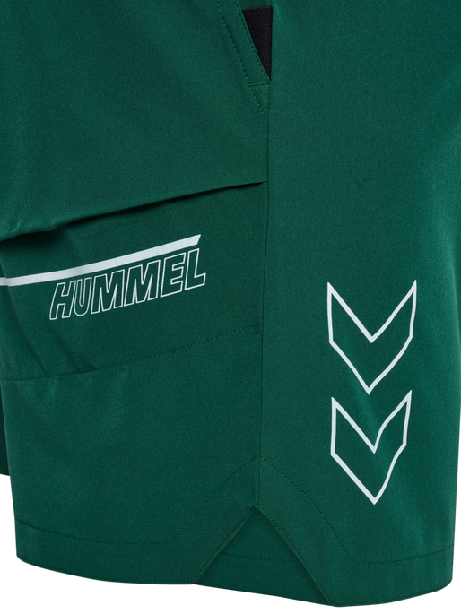 hmlCOURT POCKET SHORTS, RAIN FOREST, packshot