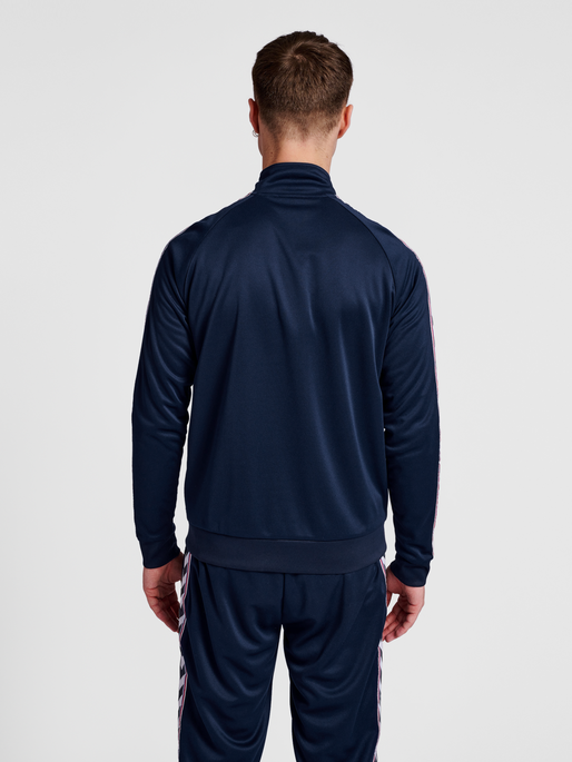 hmlIC LERBY POLY ZIP JACKET, PEACOAT, model