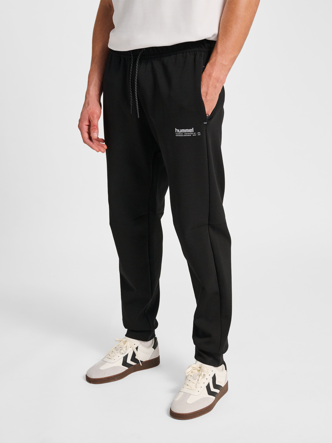 tech fleece sweat pants