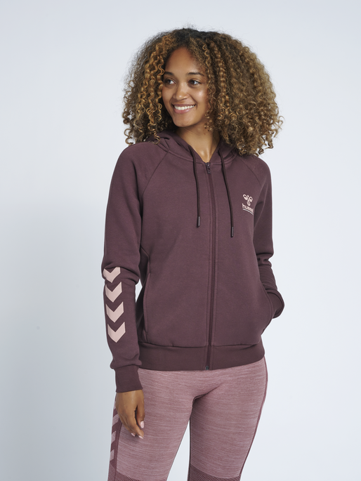 hmlNONI ZIP HOODIE, 8016, model