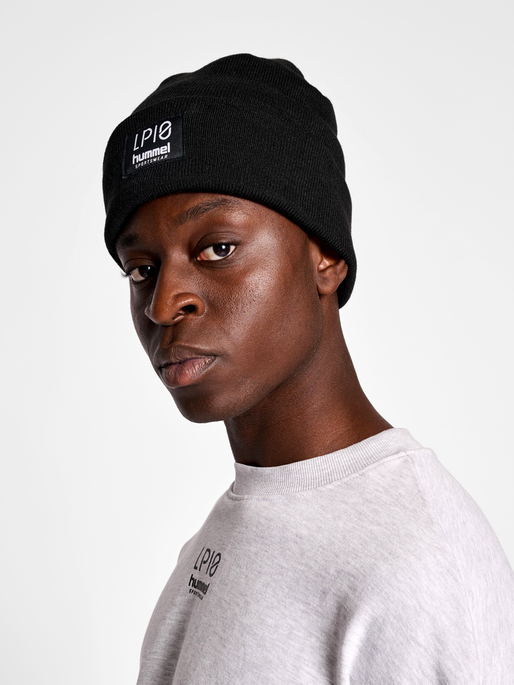 BEANIE LP10 BLACK hummel -