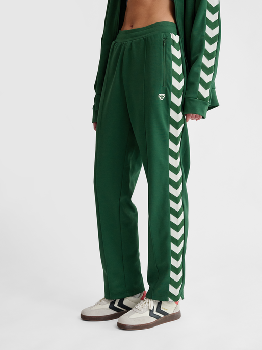 hummel ARCHIVE REGULAR POLY PANTS - EDEN | hummel.net hummel ARCHIVE REGULAR POLY PANTS - EDEN | hummel.net