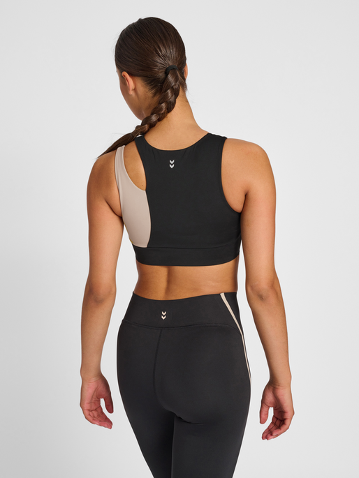 Hummel Hmlmt Chipo Padded Sports Bra – bras – shop at Booztlet