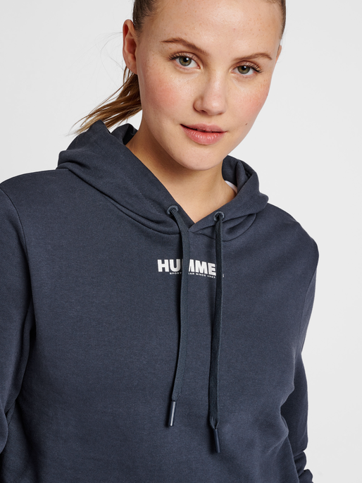 hummel LEGACY WOMAN CROPPED HOODIE - BLUE NIGHTS