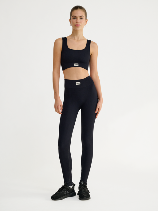 hmlPULSE SEAMLESS RIB BRA, BLACK, model