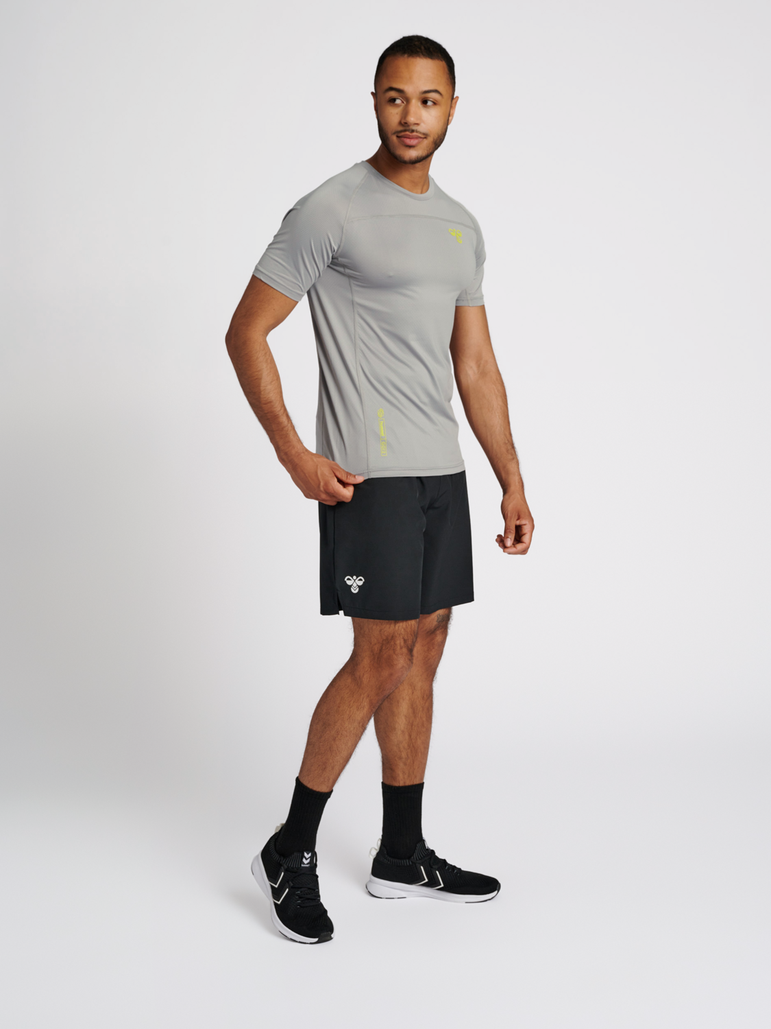 Details about   Hummel First Performance Mens Sports Training Workout Running Shorts Tights 