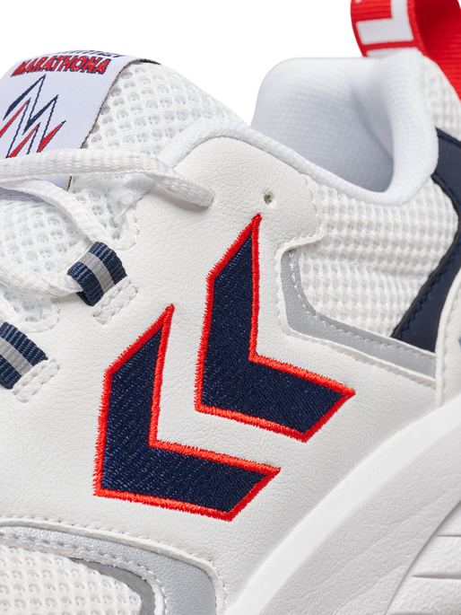 MARATHONA REACH LX CH, WHITE/BLACK IRIS, packshot