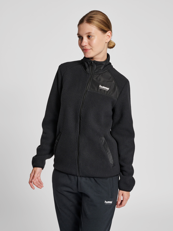 hmlLGC CHARLA FLEECE JACKET, BLACK, model