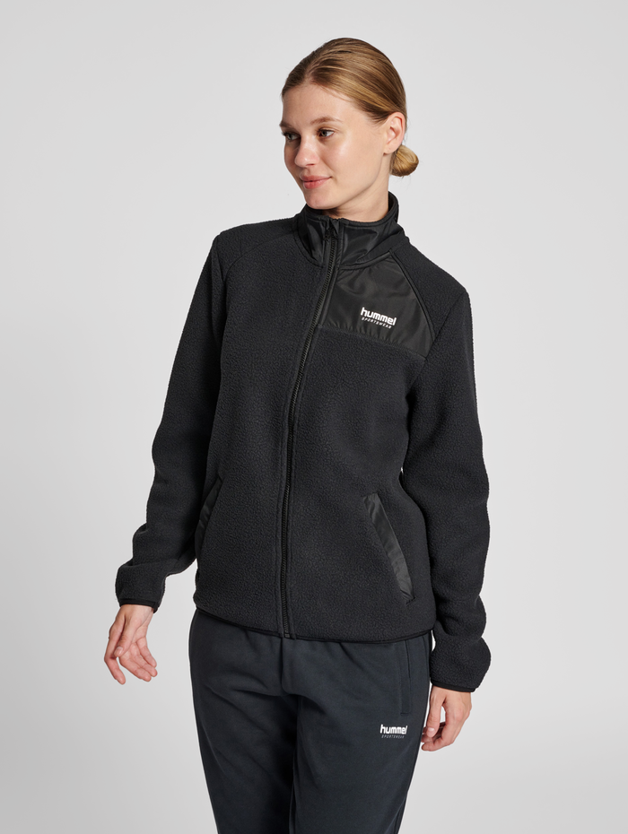 hummel | Discover our wide range of products