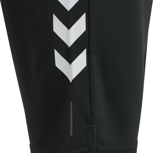 hmlTE TOPAZ SHORTS, BLACK, packshot