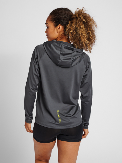 hmlGG12 TRAINING HOODIE WOMAN, FORGED IRON, model