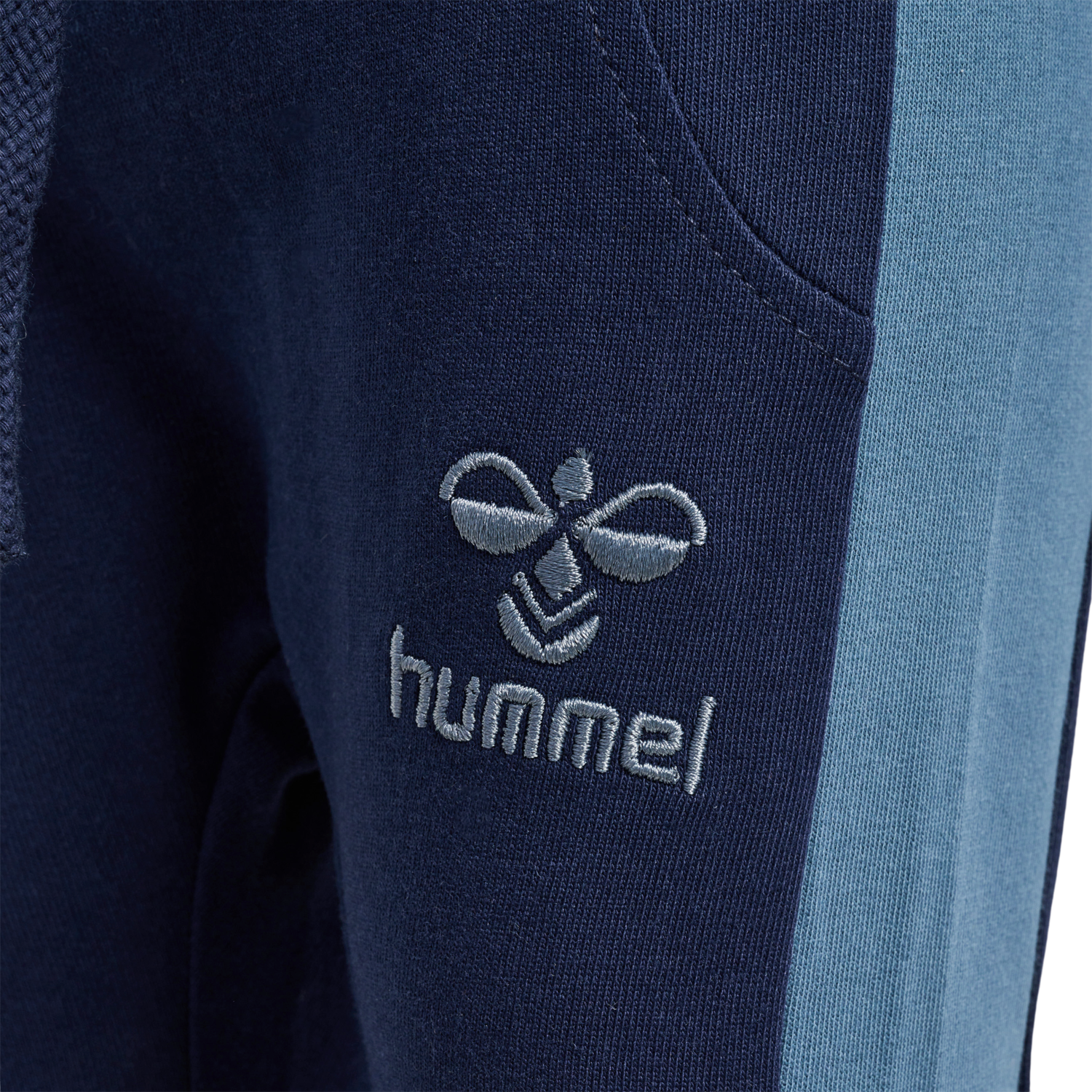 hmlKRIS PANTS, BLACK IRIS, packshot