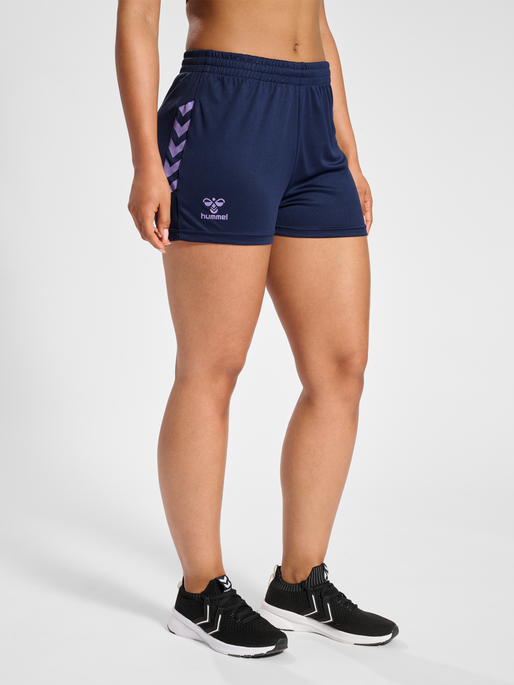 hmlSTALTIC POLY SHORTS WOMAN, 7220, model