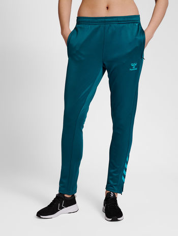 hmlCORE XK POLY PANTS WOMAN, BLUE CORAL, model