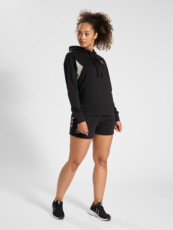 hmlSTALTIC COTTON SHORTS WOMAN, BLACK, model