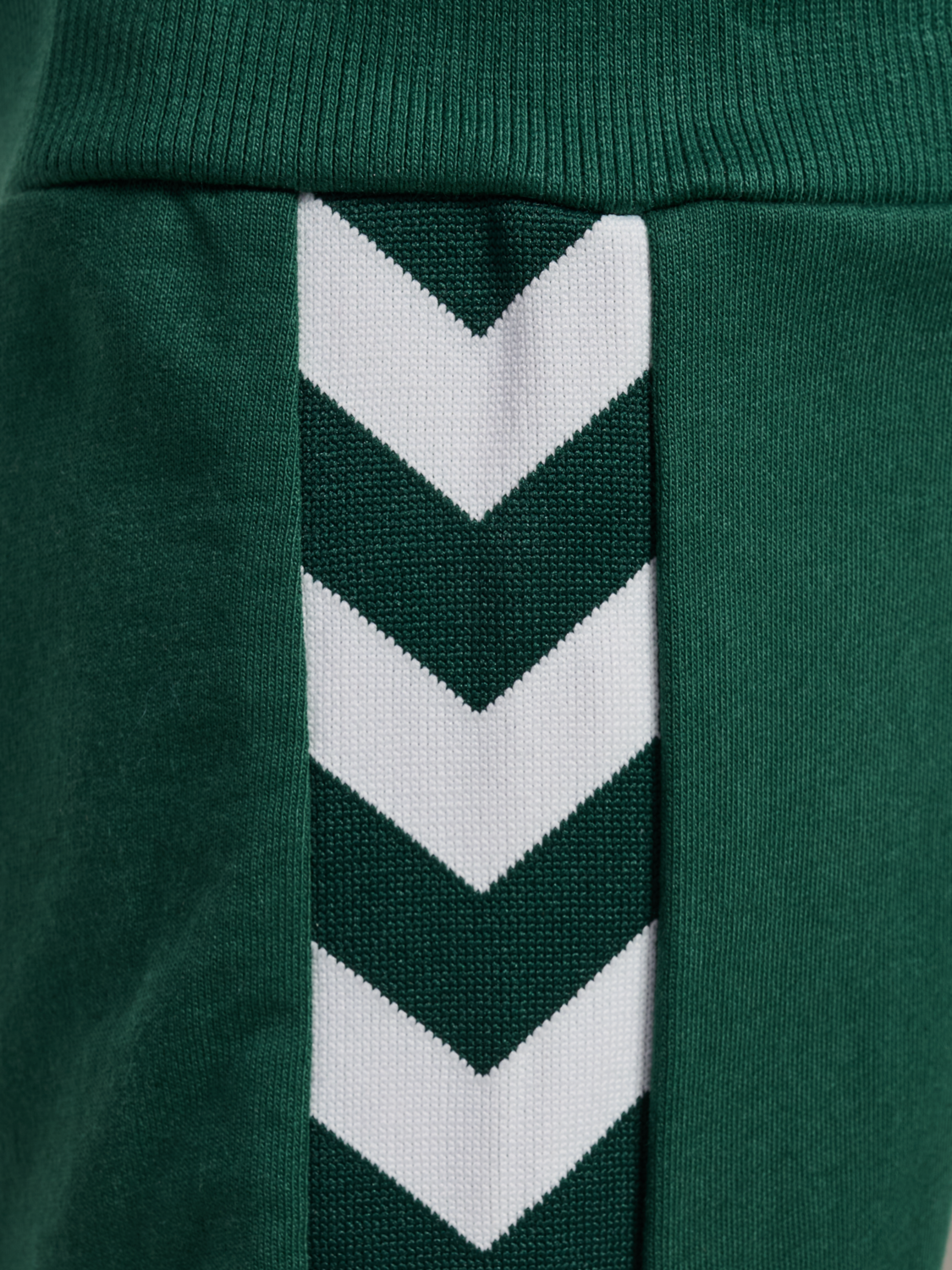 hmlMINI REG CHEVRON SET, DARK GREEN, packshot
