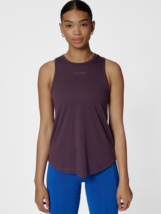 hmlMT VANJA TOP, PLUM PERFECT, model
